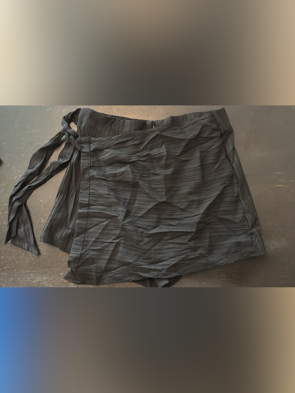 Black Women's Tie-Waist Textured Skirt